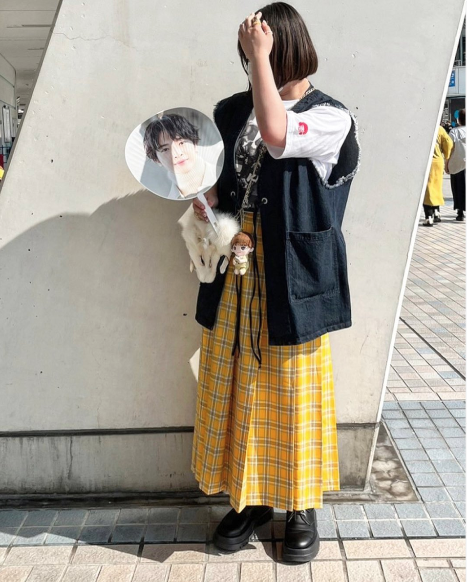 キスマイライブに参戦 おすすめの参戦服をファンの画像付きでご紹介 おしゃラボ キスマイライブに参戦 おすすめの参戦服をファンの画像付きでご紹介 おしゃラボ